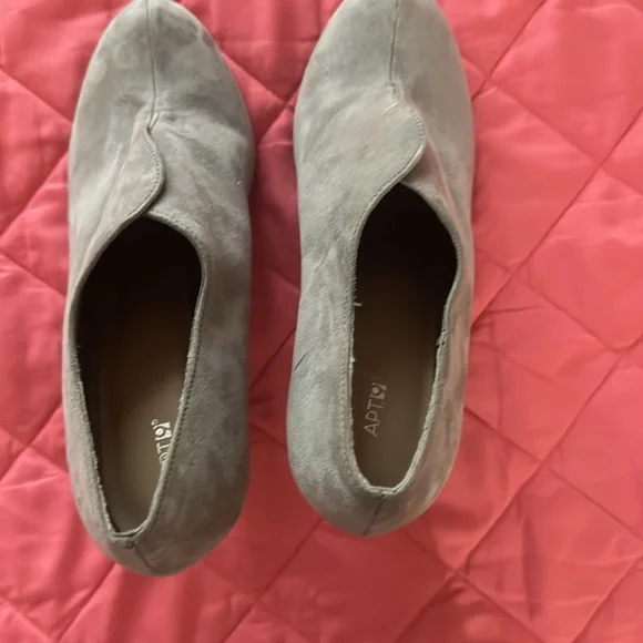 Apt 9 Gray Suede Booties Sz 9 - Picture 6 of 8